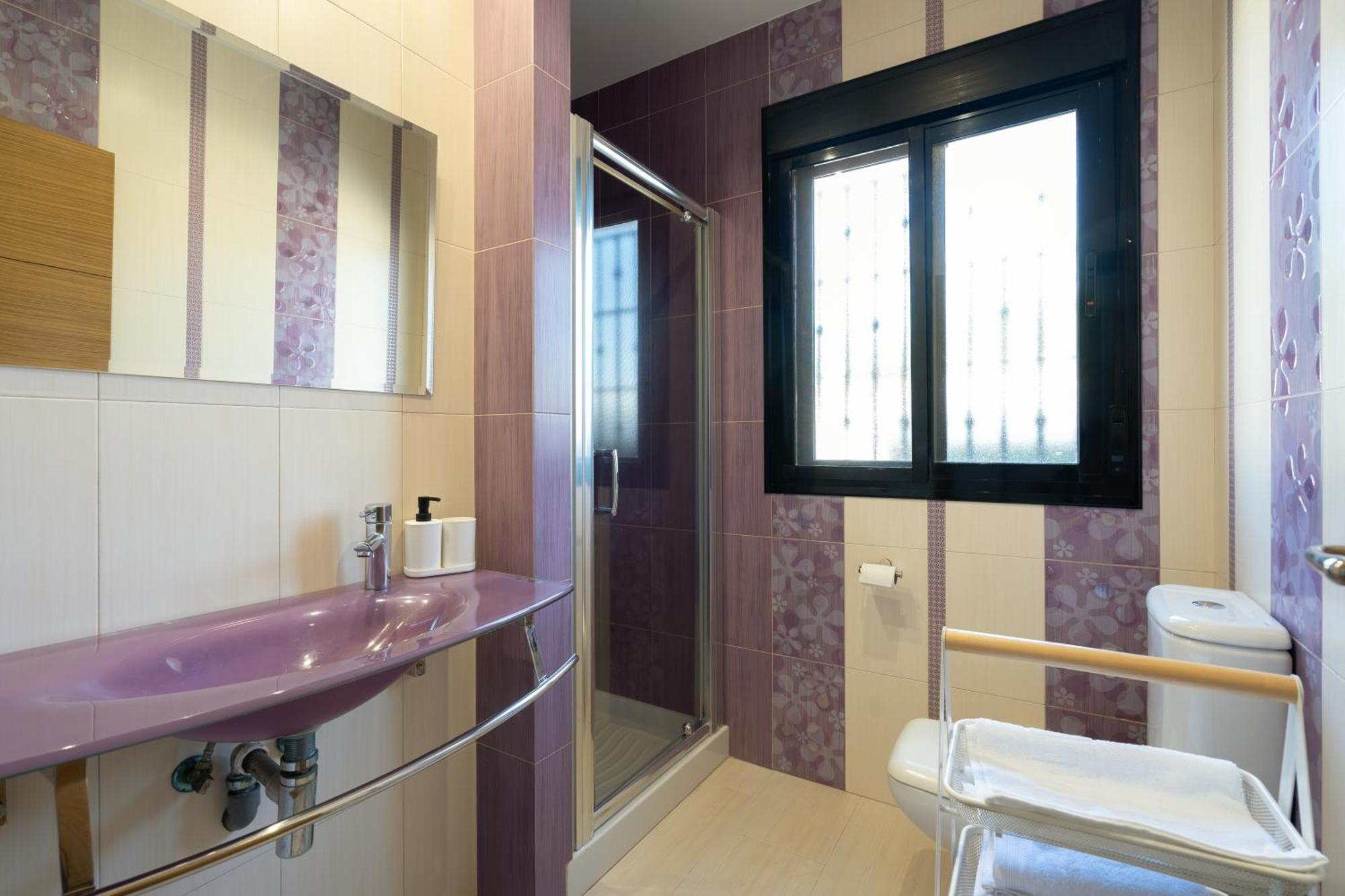 - Montes De Oca Apartment *